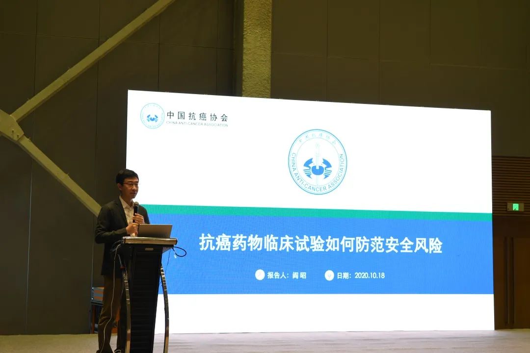 欧美性XXXXX极品娇小