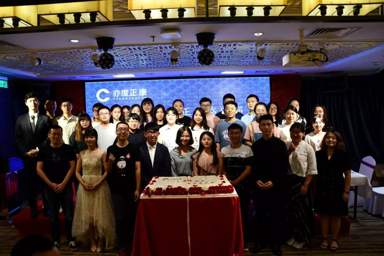 欧美性XXXXX极品娇小